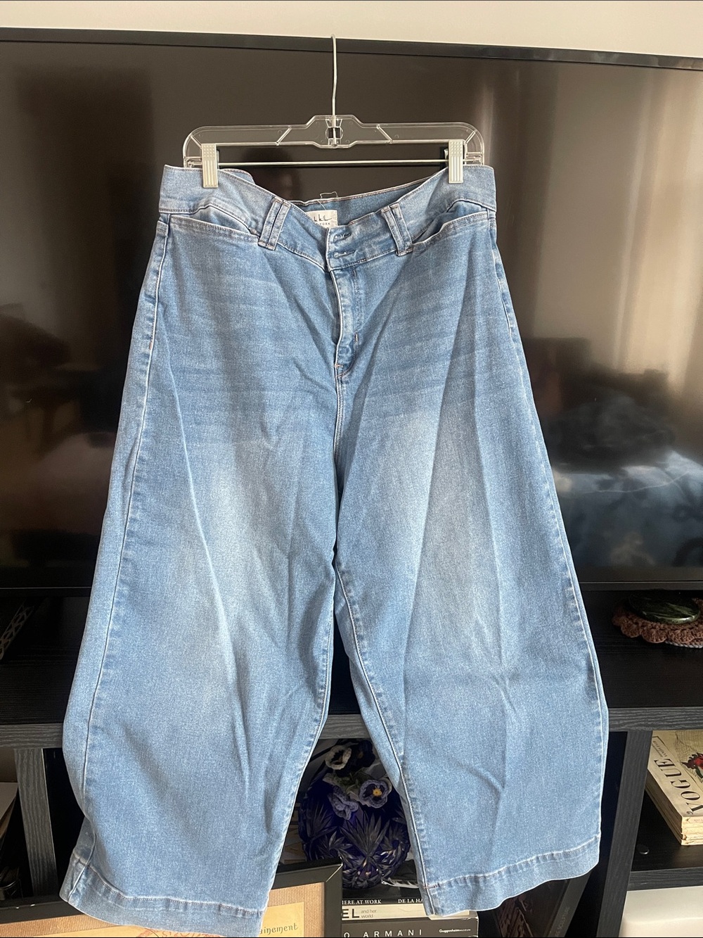 Nicole Miller Light Blue Wide-Leg Denim Culottes